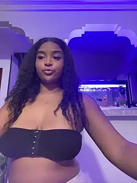 mitschellfox21 online show from November 2025 02:23:02 AM