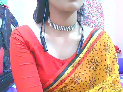 Snapshot of night_queeen7 chatting on December 2025 07:35:01 PM night queeen7 online show from December 2025 07:35:01 PM