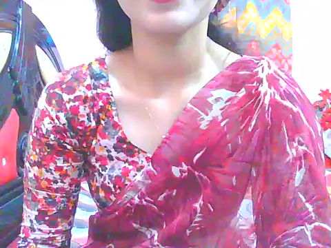 Snapshot of night_queeen7 chatting on December 2025 07:30:01 PM night queeen7 online show from December 2025 07:30:01 PM