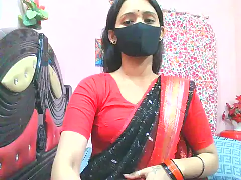 Snapshot of night_queeen7 chatting on November 2025 08:23:02 PM night queeen7 online show from November 2025 08:23:02 PM