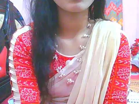 Snapshot of night_queeen7 chatting on December 2025 07:34:02 PM night queeen7 online show from December 2025 07:34:02 PM