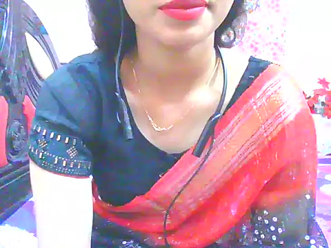 Snapshot of night_queeen7 chatting on November 2025 07:36:01 PM night queeen7 online show from November 2025 07:36:01 PM