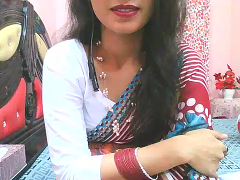 Snapshot of night_queeen7 chatting on November 2025 06:58:01 PM night queeen7 online show from November 2025 06:58:01 PM