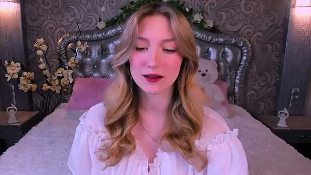 AngelAnabelle online show from March 2026 09:00:02 PM