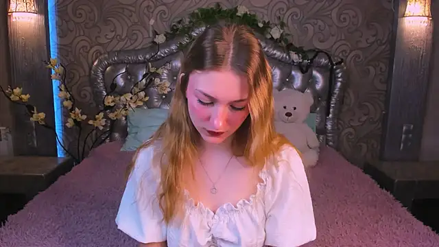 AngelAnabelle online show from November 2025 08:40:02 PM