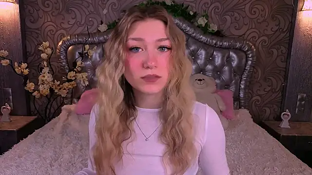 AngelAnabelle online show from March 2026 08:32:01 PM