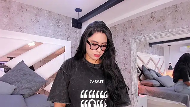 Vanessa Rain  online show from May 2026 07:24:02 PM