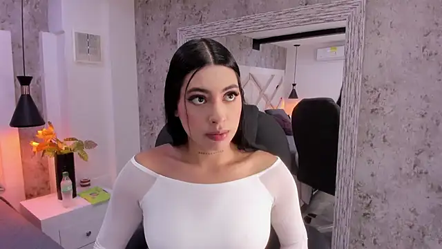 Vanessa Rain  online show from February 2026 08:00:01 PM