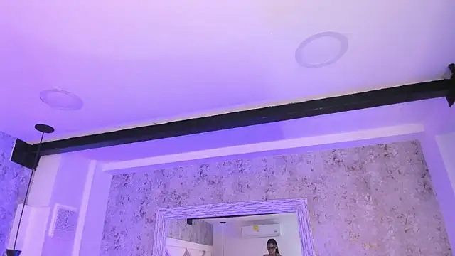 Vanessa Rain  online show from May 2026 07:17:01 PM