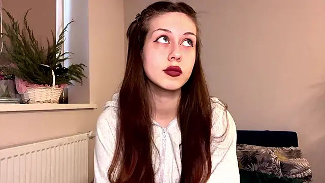 Nayra flash online show from March 2026 01:36:01 PM