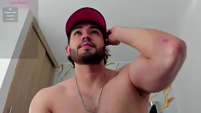 ElianKeiser online show from February 2026 06:15:01 PM