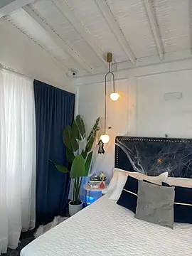 ArieliciousXXX online show from November 2025 01:05:02 PM