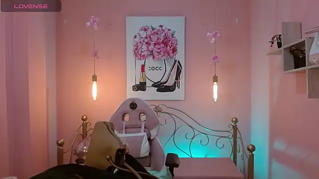 ingrid03 taffur online show from February 2026 07:58:01 PM