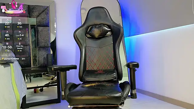 johnjaguar1  online show from July 2026 04:39:33 PM