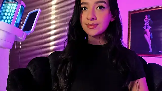 anne leee online show from April 2026 10:07:02 PM