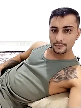 gooddboy01 online show from October 2025 07:26:02 PM