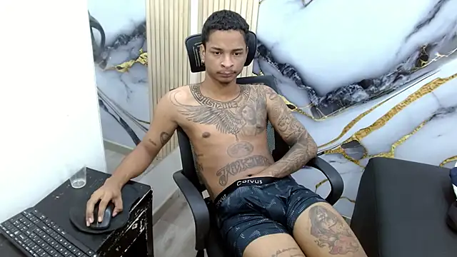 TimmCloud online show from November 2025 07:03:01 PM