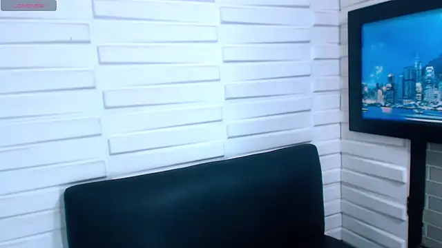 TimmCloud online show from November 2025 07:06:01 PM