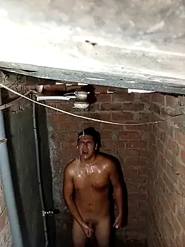 Alex321Flores online show from February 2026 04:29:02 PM