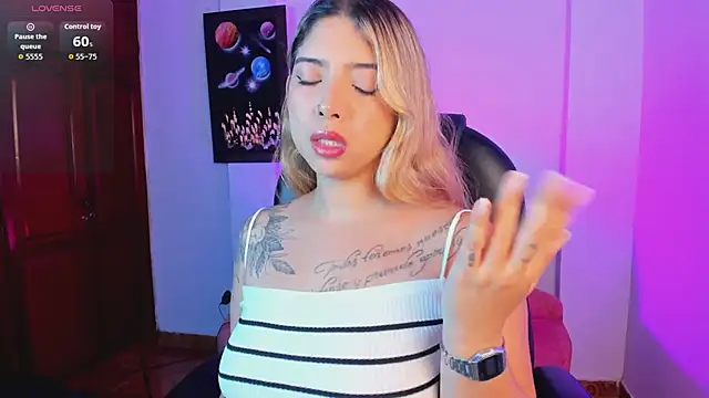 AnaFoxxx  online show from February 2026 11:09:02 AM