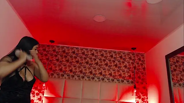 IssisLancaster online show from November 2025 11:13:02 AM