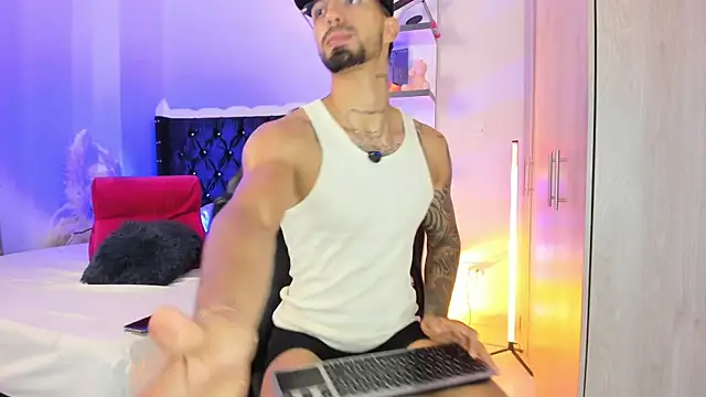 Snapshot of _Duriel chatting on March 2026 07:43:02 PM Duriel online show from March 2026 07:43:02 PM