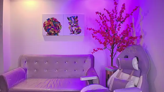 Summer miller online show from March 2026 11:37:02 AM