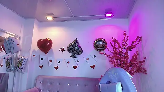 Summer miller online show from February 2026 11:43:01 AM