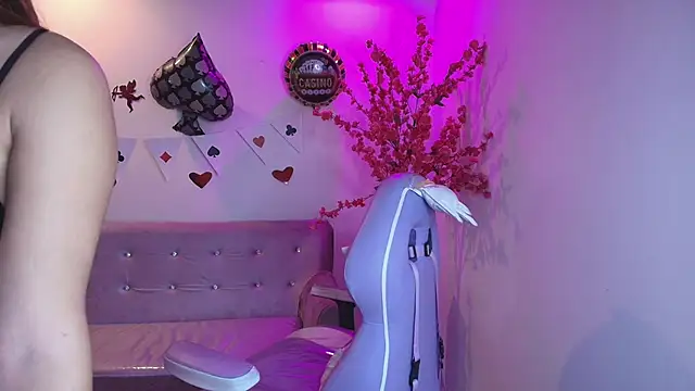 Summer miller online show from February 2026 11:32:02 AM