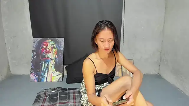 MissAriba online show from October 2025 12:10:02 AM