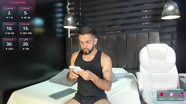 Snapshot of Lobo_sex21 chatting on October 2025 07:25:02 PM Lobo sex21 online show from October 2025 07:25:02 PM