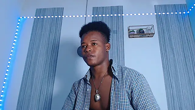 Snapshot of Dark_stallionX chatting on December 2025 07:15:02 PM Dark stallionX online show from December 2025 07:15:02 PM