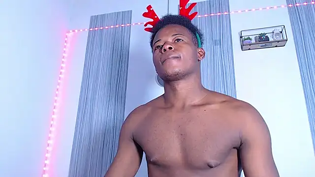 Snapshot of Dark_stallionX chatting on December 2025 11:25:02 PM Dark stallionX online show from December 2025 11:25:02 PM