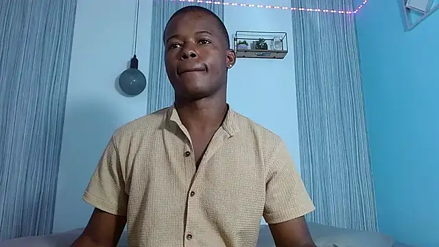 Snapshot of Dark_stallionX chatting on December 2025 06:25:01 PM Dark stallionX online show from December 2025 06:25:01 PM