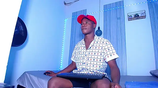 Snapshot of Dark_stallionX chatting on November 2025 06:55:02 PM Dark stallionX online show from November 2025 06:55:02 PM