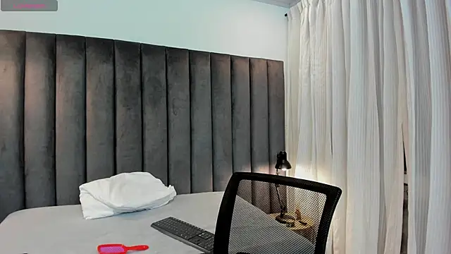 ivannagates online show from October 2025 06:16:02 PM