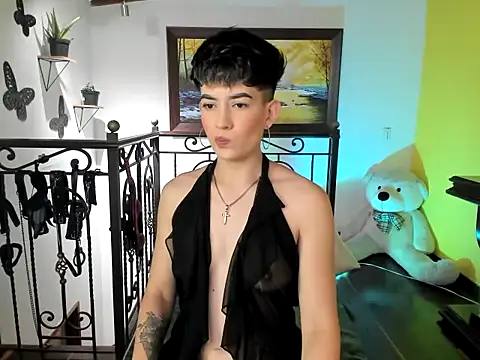 Zulyhenao online show from October 2025 03:51:01 AM