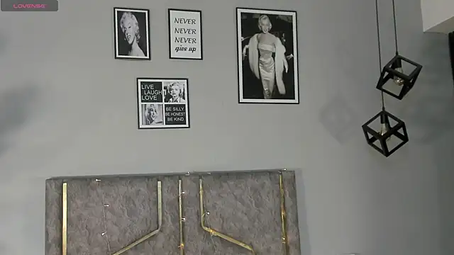 Nahomycarterr online show from November 2025 07:50:01 PM