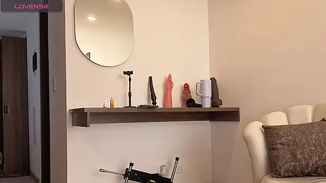 Jade Amado  online show from November 2025 02:40:01 PM