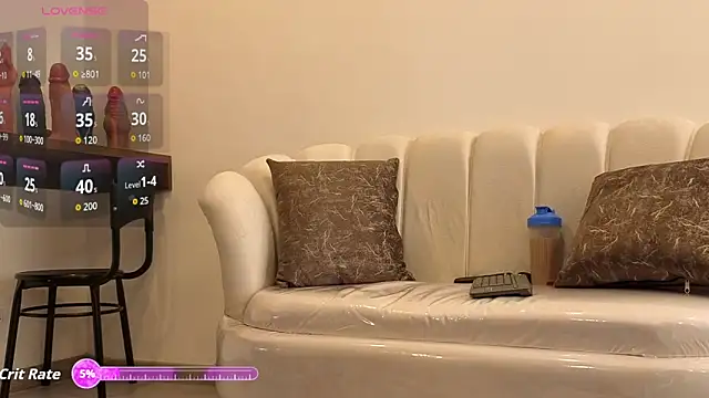 Jade Amado  online show from October 2025 02:24:02 PM