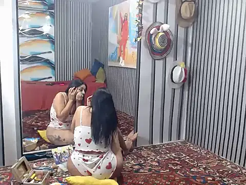 Marianabigass online show from October 2025 01:17:01 AM