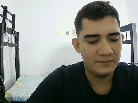 camilowhite 1 online show from October 2025 06:30:02 PM
