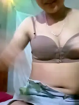  TranThao 05 online show from October 2025 12:39:01 PM