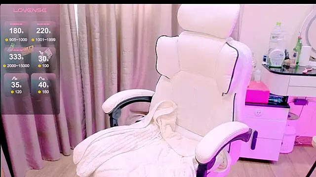  Aria Moonie online show from March 2026 03:43:01 AM