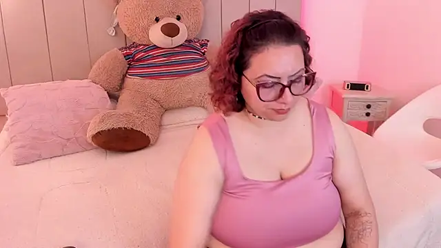 sam von tess online show from October 2025 05:39:01 AM