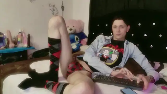 Tyler cat online show from February 2026 11:43:02 AM