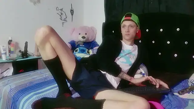 Tyler cat online show from January 2026 12:47:02 AM