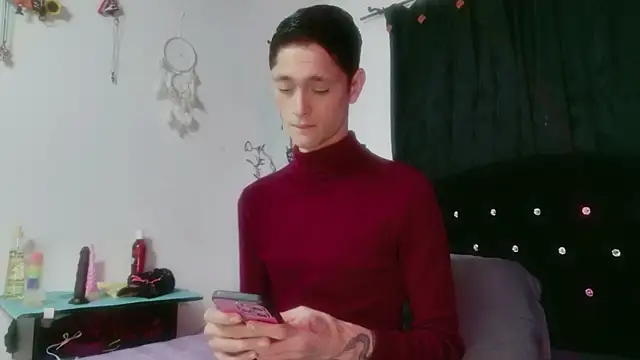 Tyler cat online show from January 2026 02:48:02 AM