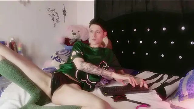 Tyler cat online show from April 2026 08:38:02 AM