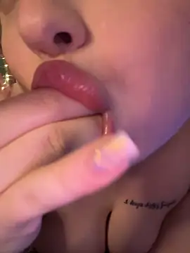 KellyMoors online show from February 2026 06:26:01 AM